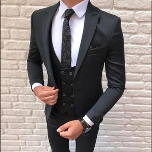 Men’s suits